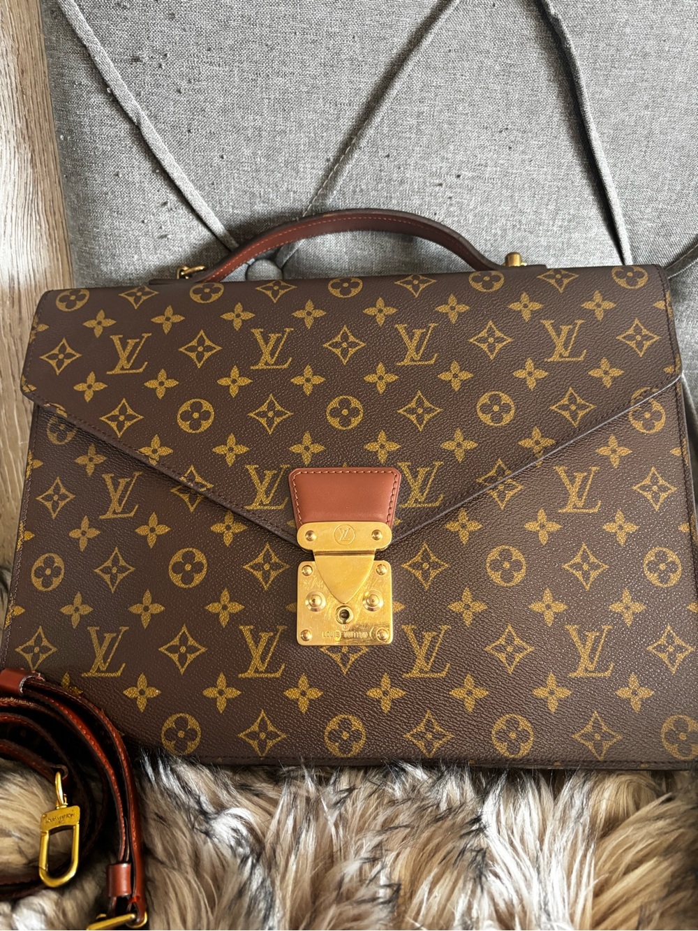 Louis Vuitton Brown Monogram Briefcase with  adjustable leather strap
